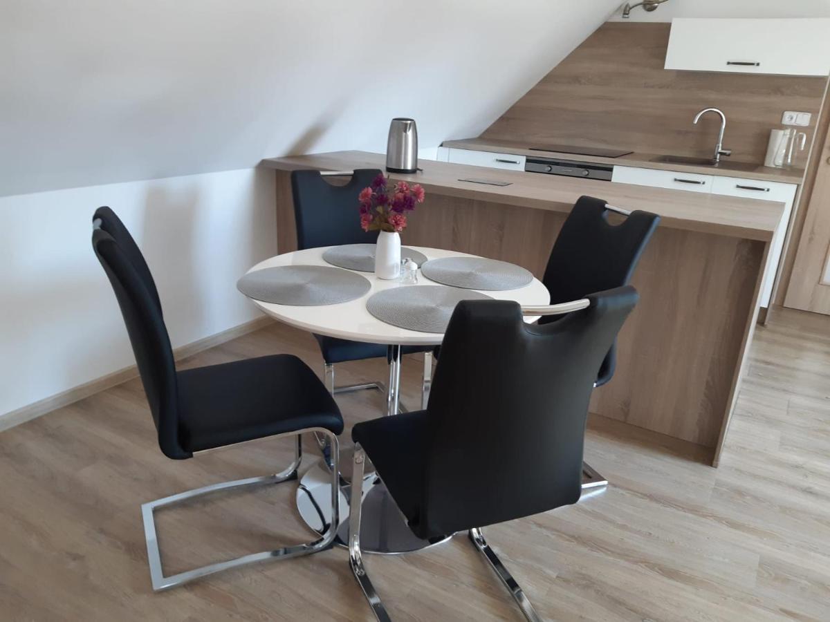 Apartamento Martinuv Dvur Plzeň Exterior foto